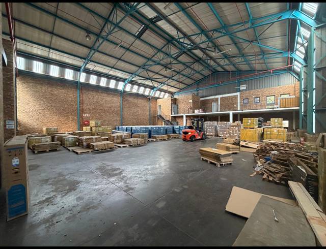 817M² WAREHOUSE TO LET IN RANDJESPARK